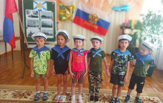 День военно-морского флота и воздушно-десантных войск День военно-морского флота и воздушно-десантных войск.