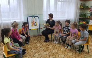 Разговор о важном: "Что такое дружба и кого можно назвать другом" Разговор о важном: "Что такое дружба и кого можно назвать другом".